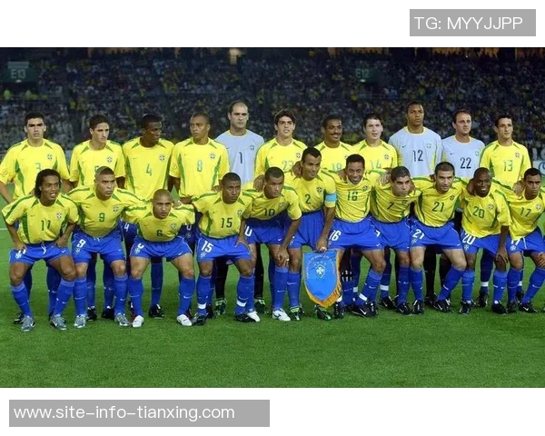 巴西世界杯主场球衣曝光灵感来自1970经典设计搭配蓝色球裤